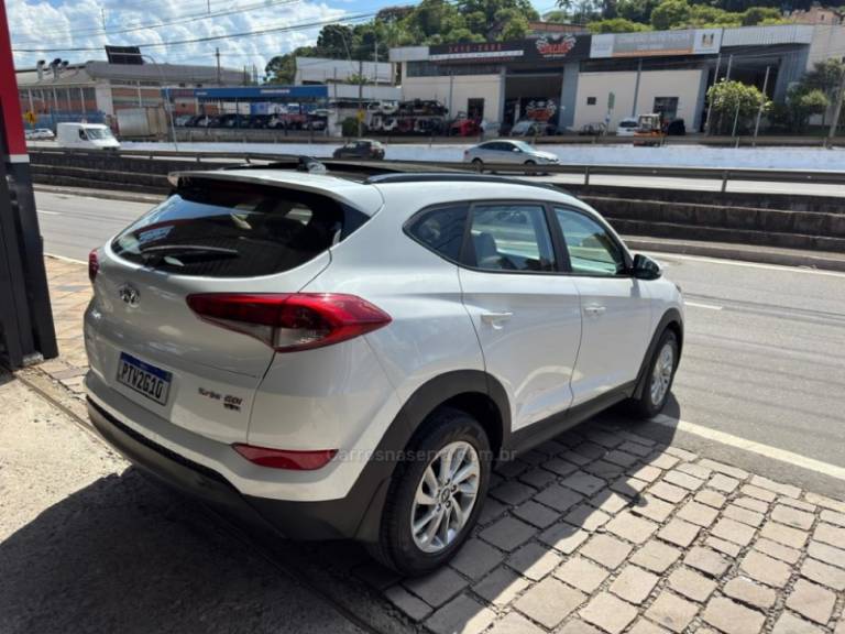 HYUNDAI - TUCSON - 2020/2021 - Branca - R$ 128.900,00