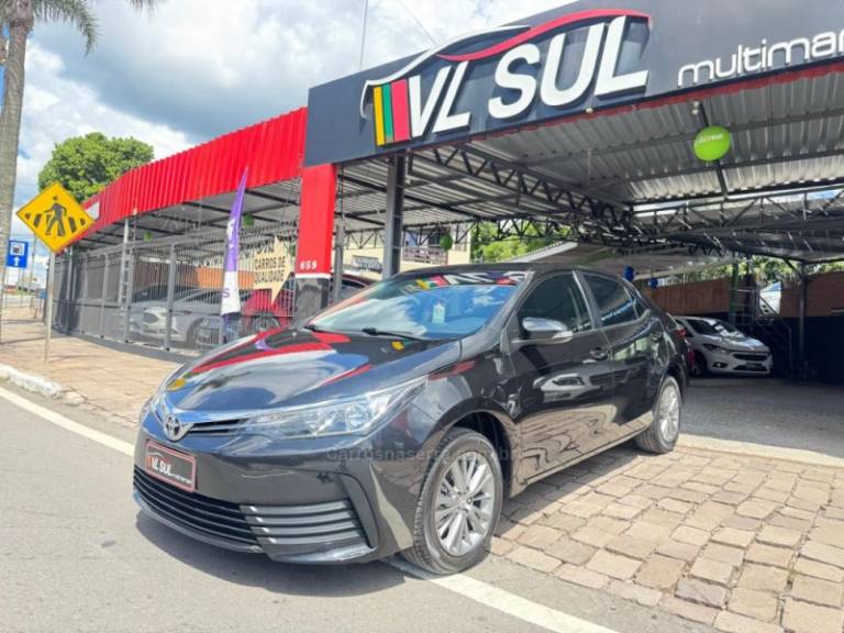 TOYOTA - COROLLA - 2019/2019 - Preta - R$ 90.900,00