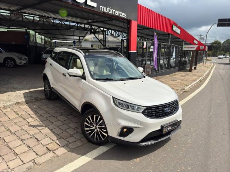 FORD - TERRITORY - 2020/2021 - Branca - R$ 135.900,00