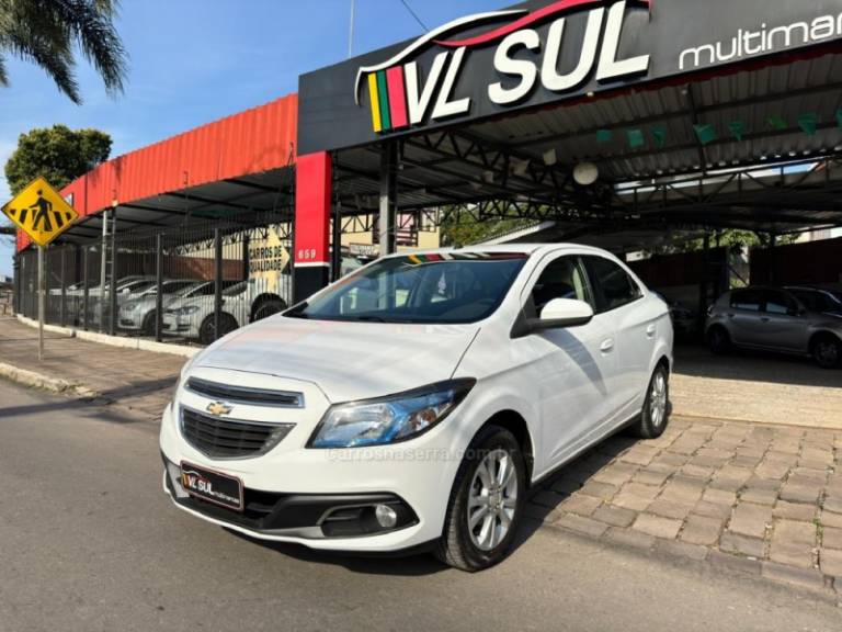 CHEVROLET - PRISMA - 2013/2014 - Branca - R$ 54.900,00