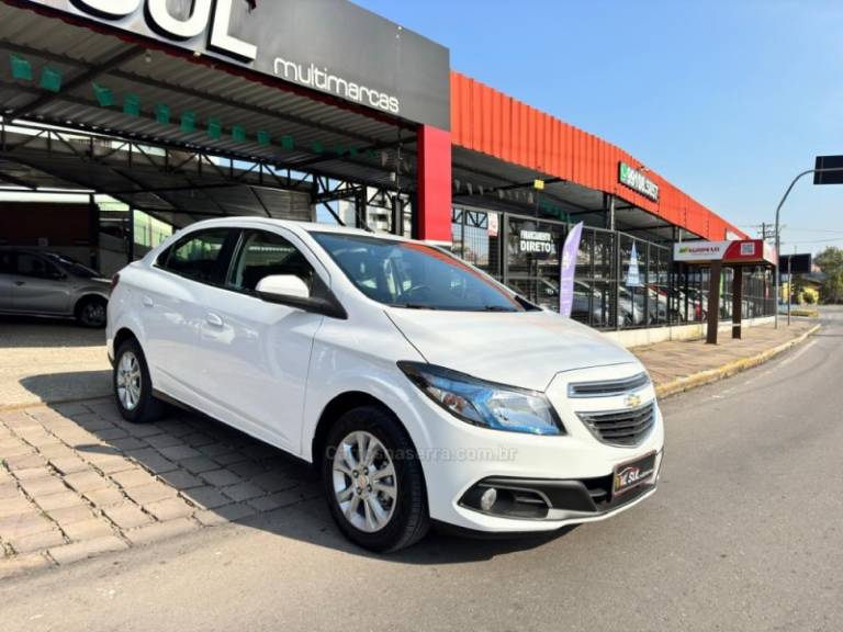 CHEVROLET - PRISMA - 2013/2014 - Branca - R$ 53.900,00