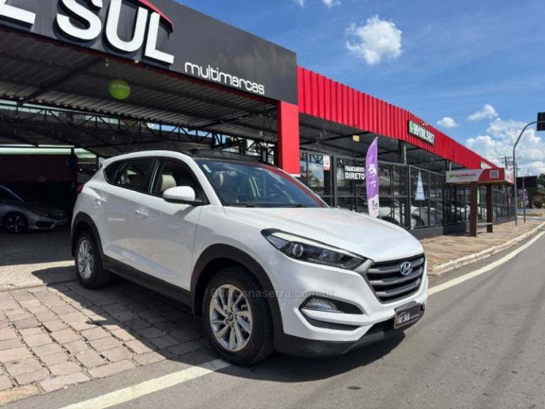 HYUNDAI - TUCSON - 2020/2021 - Branca - R$ 128.900,00