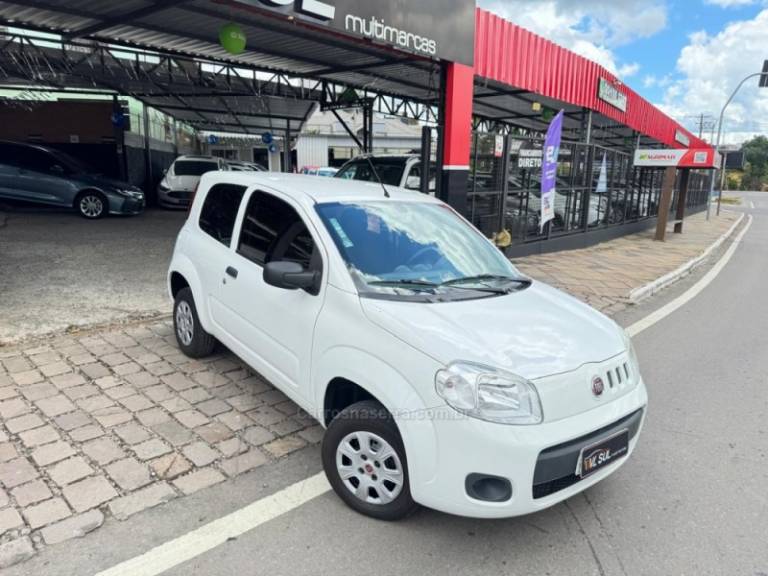 FIAT - UNO - 2014/2014 - Branca - R$ 27.900,00