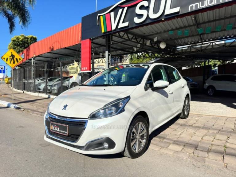 PEUGEOT - 208 - 2016/2017 - Branca - R$ 60.900,00