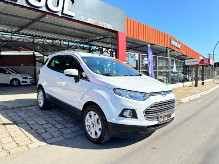 FORD - ECOSPORT - 2012/2013 - Branca - R$ 52.900,00