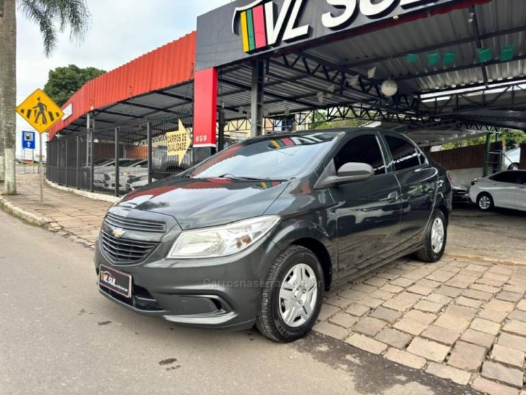 CHEVROLET - PRISMA - 2017/2018 - Cinza - R$ 51.900,00