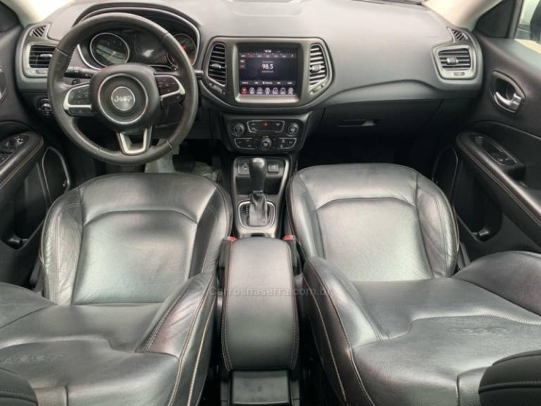 JEEP - COMPASS - 2017/2018 - Branca - R$ 100.900,00