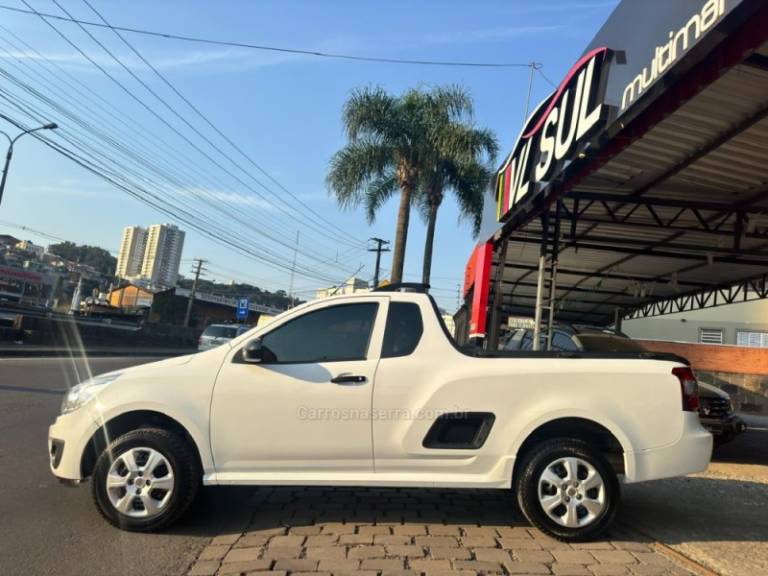 CHEVROLET - MONTANA - 2017/2018 - Branca - R$ 54.900,00