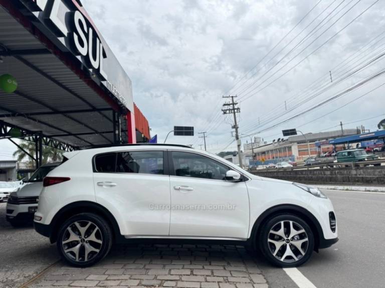 KIA MOTORS - SPORTAGE - 2017/2018 - Branca - R$ 123.900,00