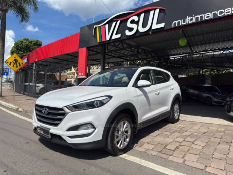 HYUNDAI - TUCSON - 2020/2021 - Branca - R$ 128.900,00