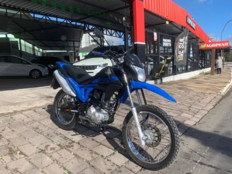 HONDA - NXR 160 - 2018/2018 - Azul - R$ 16.900,00