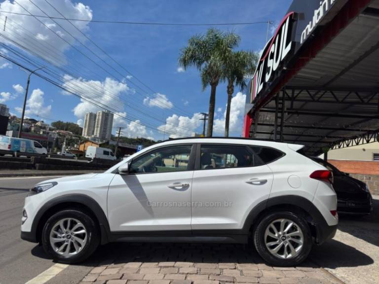 HYUNDAI - TUCSON - 2020/2021 - Branca - R$ 128.900,00