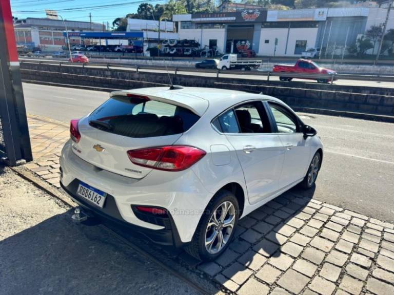 CHEVROLET - CRUZE - 2020/2020 - Branca - R$ 119.900,00