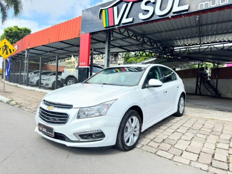 CHEVROLET - CRUZE - 2015/2015 - Branca - R$ 77.900,00