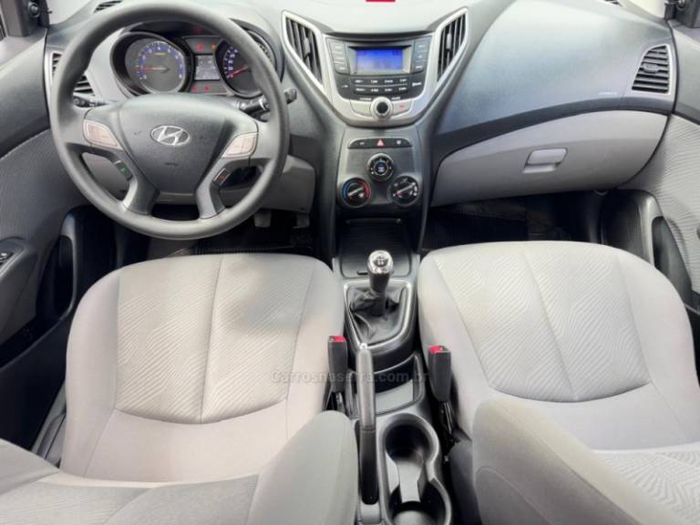 HYUNDAI - HB20S - 2015/2015 - Preta - R$ 52.900,00