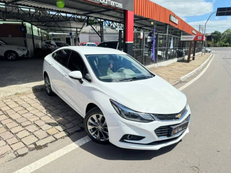 CHEVROLET - CRUZE - 2016/2017 - Branca - R$ 86.900,00