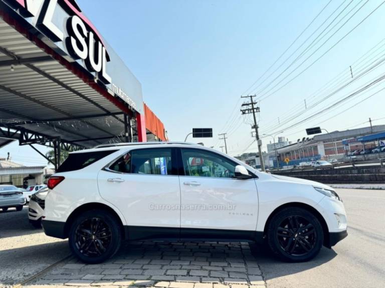 CHEVROLET - EQUINOX - 2017/2018 - Branca - R$ 125.900,00