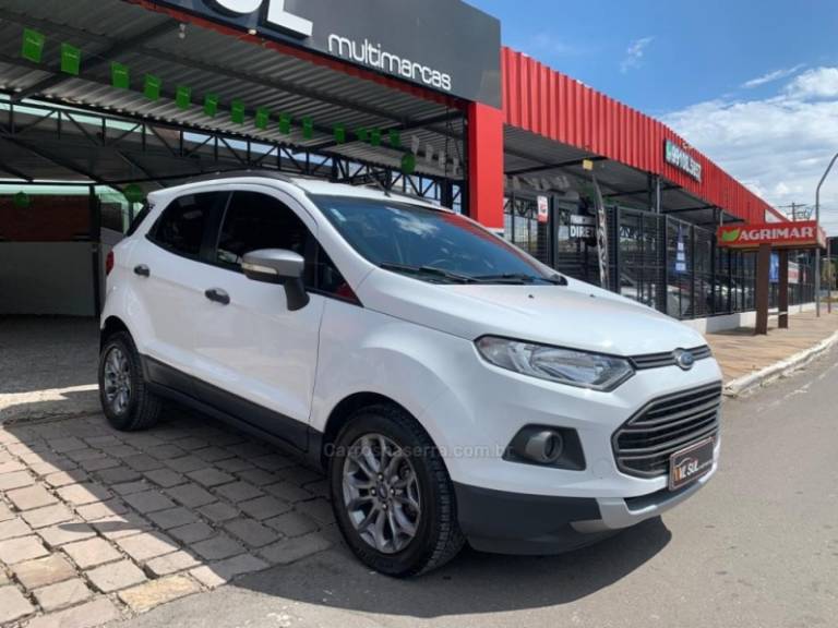 FORD - ECOSPORT - 2015/2015 - Branca - R$ 57.900,00