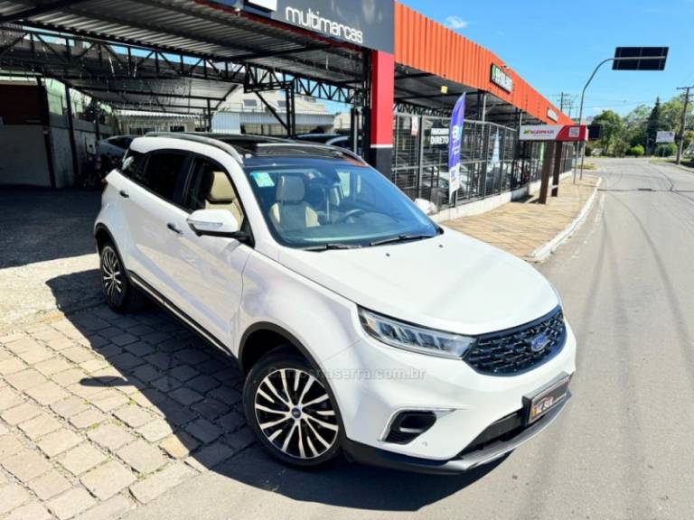 FORD - TERRITORY - 2020/2021 - Branca - R$ 135.900,00