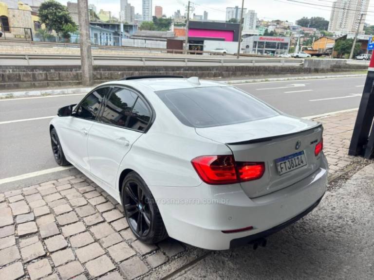 BMW - 328I - 2015/2015 - Branca - R$ 125.900,00