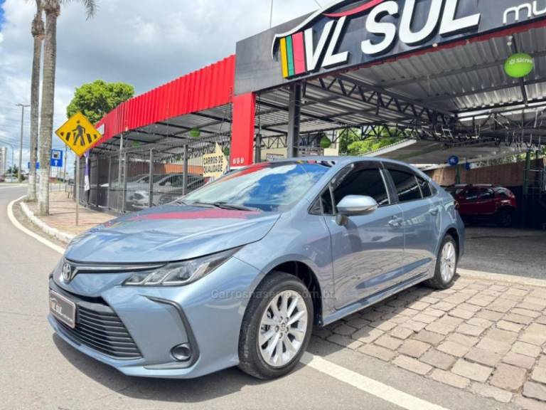 TOYOTA - COROLLA - 2019/2020 - Cinza - R$ 114.900,00