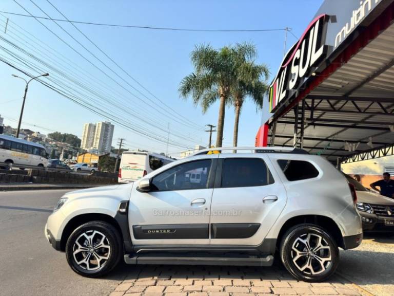 RENAULT - DUSTER - 2020/2021 - Prata - R$ 95.900,00