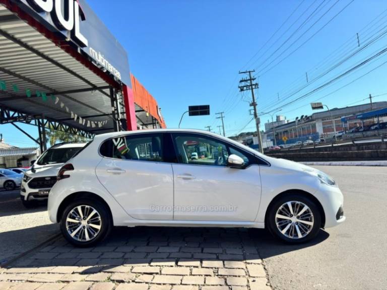 PEUGEOT - 208 - 2016/2017 - Branca - R$ 60.900,00