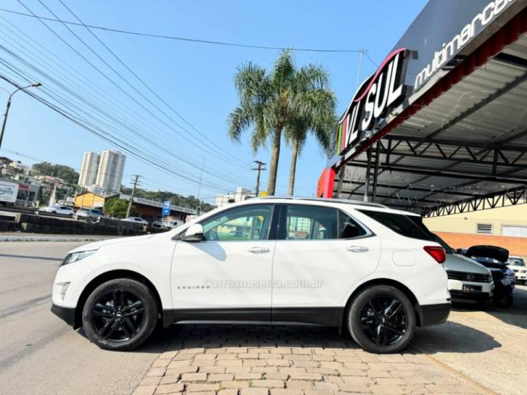 CHEVROLET - EQUINOX - 2017/2018 - Branca - R$ 125.900,00