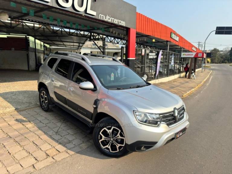 RENAULT - DUSTER - 2020/2021 - Prata - R$ 93.900,00