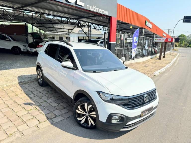 VOLKSWAGEN - T-CROSS - 2020/2021 - Branca - R$ 101.900,00