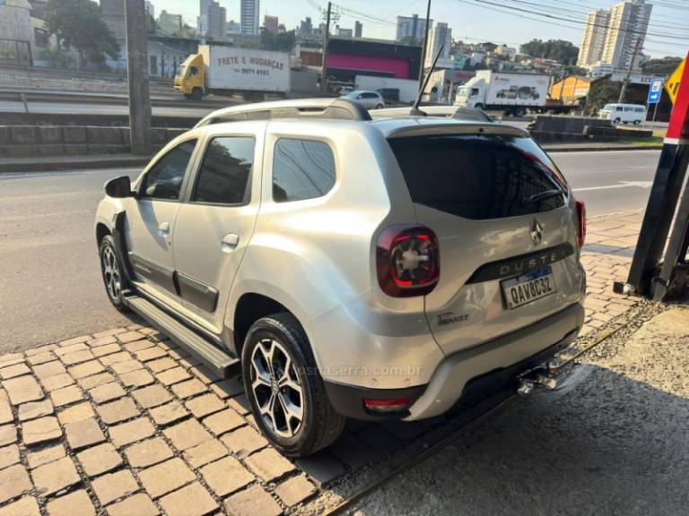 RENAULT - DUSTER - 2020/2021 - Prata - R$ 93.900,00