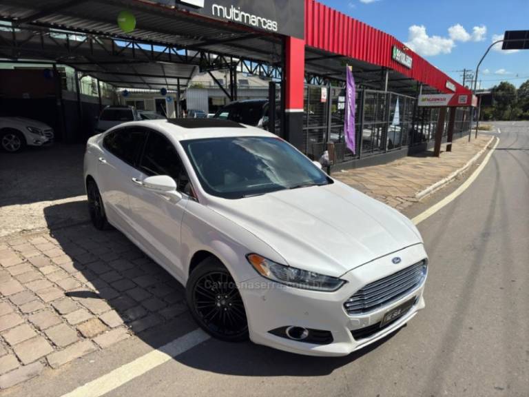 FORD - FUSION - 2013/2013 - Branca - R$ 76.900,00