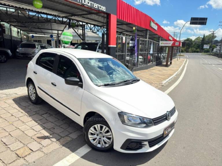 VOLKSWAGEN - GOL - 2016/2017 - Branca - R$ 43.900,00