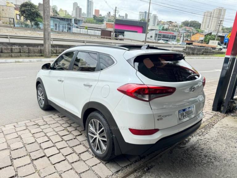 HYUNDAI - TUCSON - 2018/2019 - Branca - R$ 122.900,00