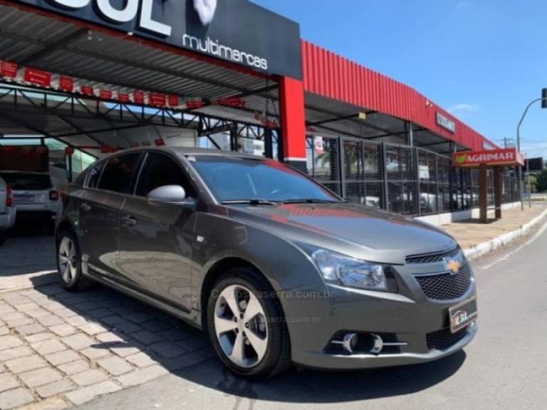 CHEVROLET - CRUZE - 2013/2014 - Cinza - R$ 62.900,00